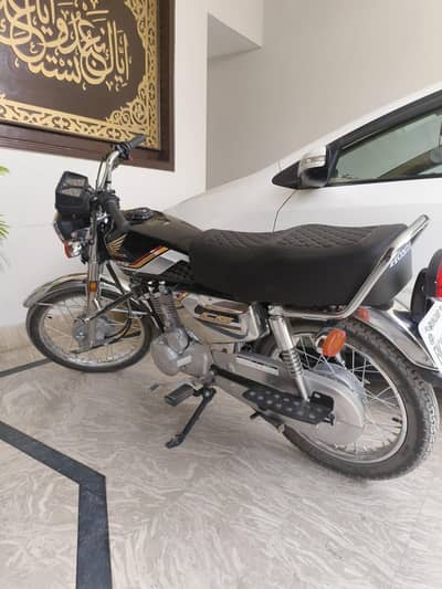 Honda 125 Special Edition