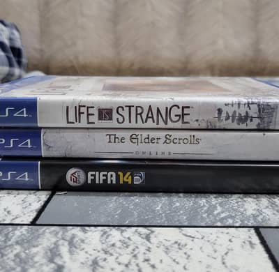  PS4 Games Bundle – Life is Strange, FIFA 14 & ESO