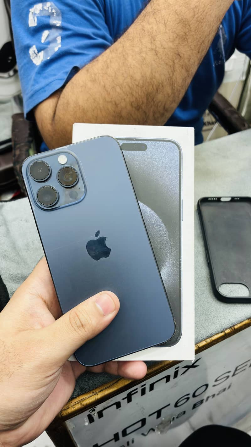 iPhone 15 Pro max 2