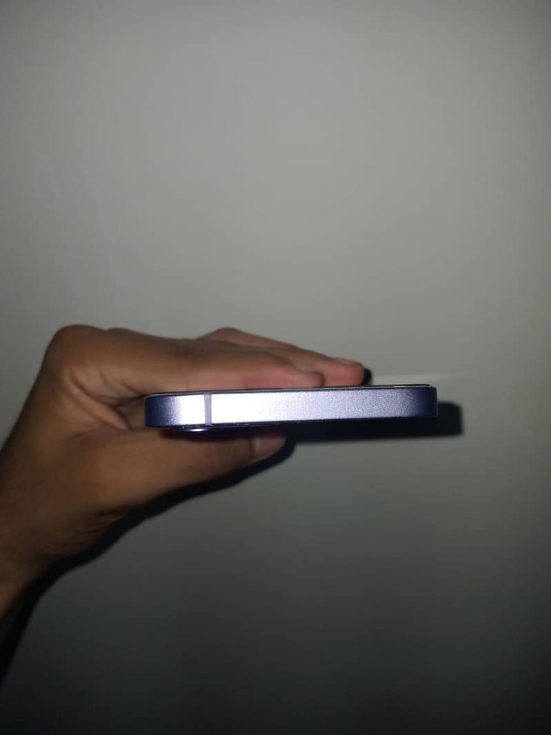 Apple iPhone 12 0