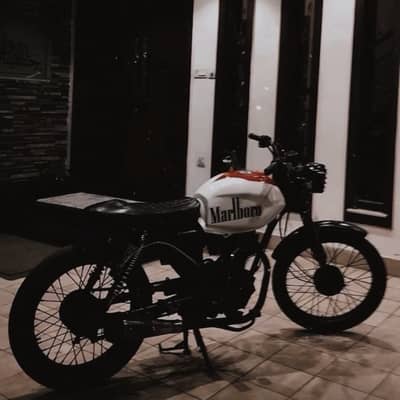 Cafe racer / cg125 / Honda /custom made