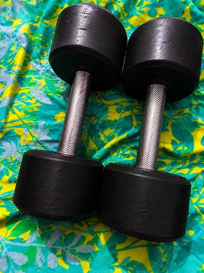 4KG Dumbell Pair 10/10 Condition
