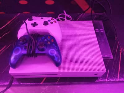 Xbox one bilkul new 2 controllers vibration