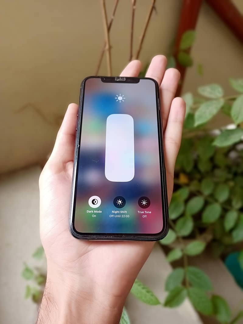 iphone 11 pro 5