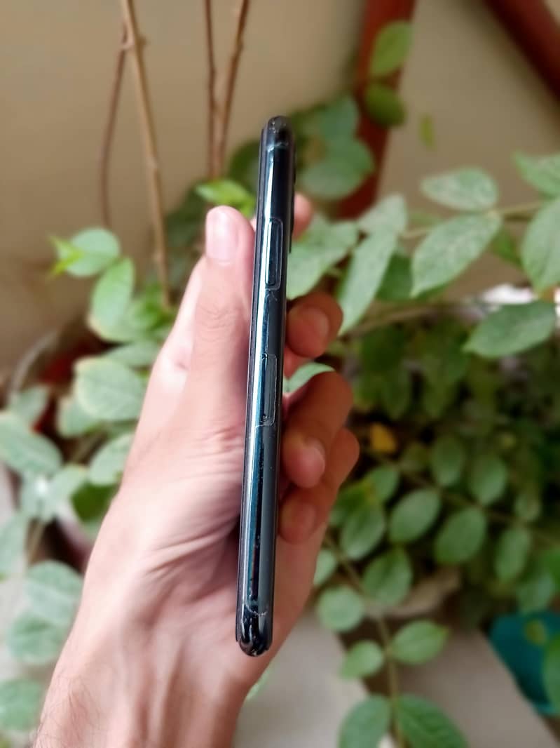 iphone 11 pro 7