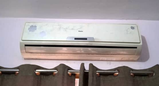 1.5 Ton Haier AC (No Inverter)