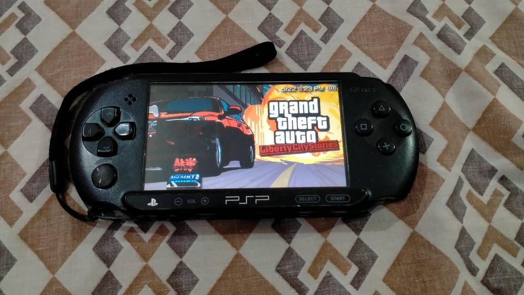 SONY PSP E-1004 4