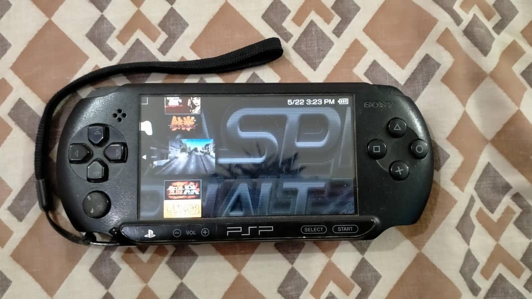 SONY PSP E-1004 7