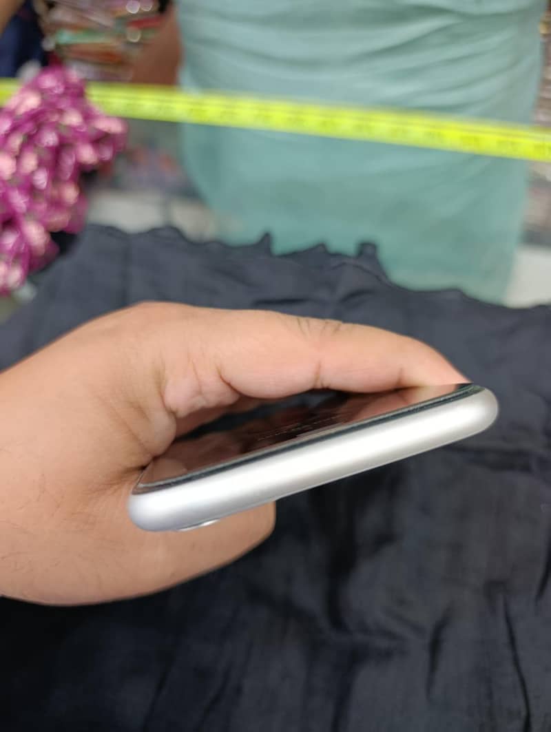 iphone 11 2