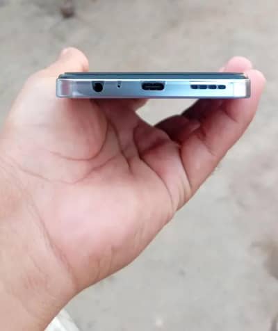 10/10 condition tecno pova 5g pro