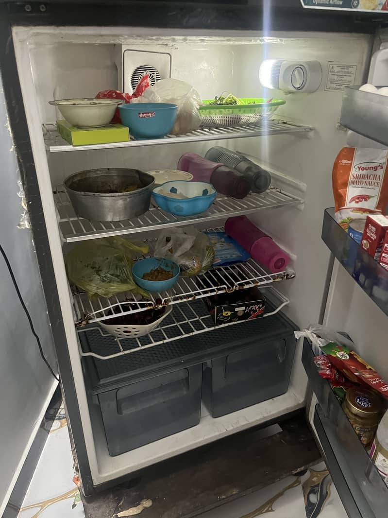 Fridge / refrigenrator 5