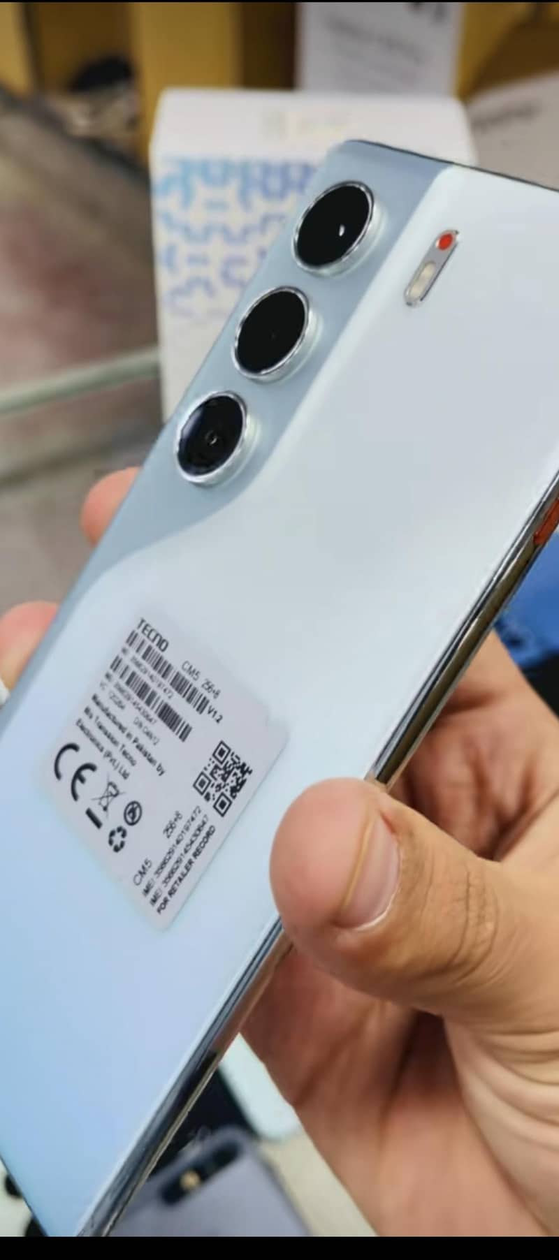 Tecno CAMON 40 0