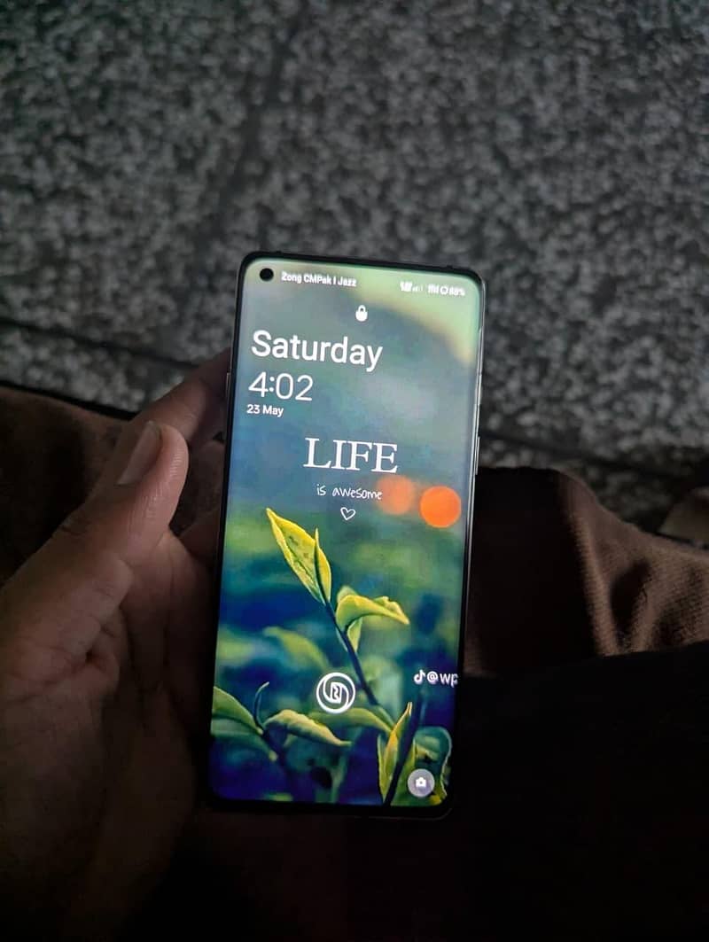 OnePlus 8 5