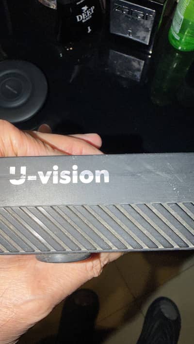 DVR  4 port u-vision  running and good condition