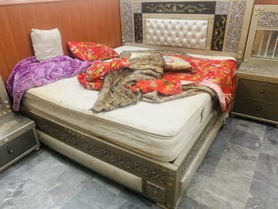 Bed Set & Wardrobe