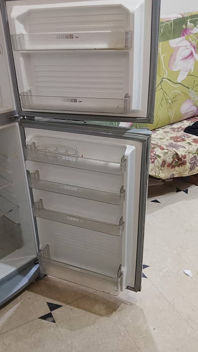 refrigerator for sale description