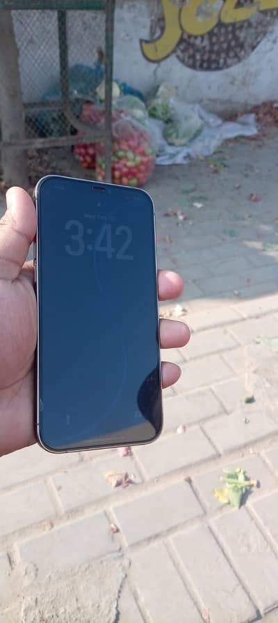 Selling iphone 12 pro max