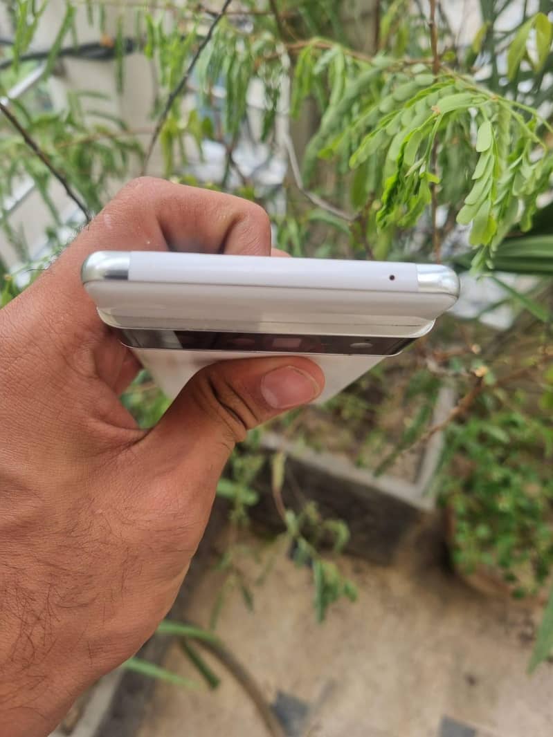 google pixel 6 pro 4