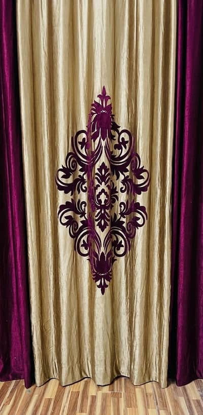 stylish/heavy curtains