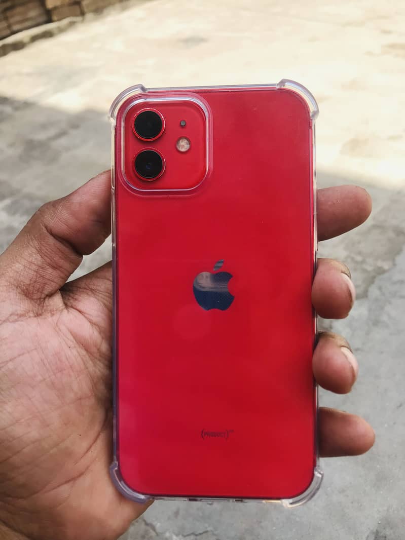 iPhone 12 0
