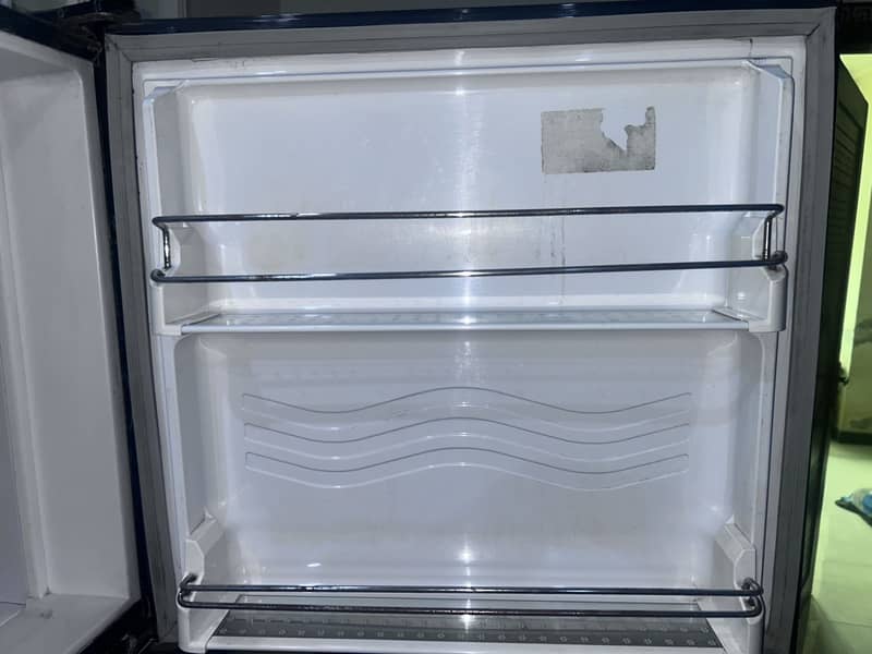 Waves refrigerator 3