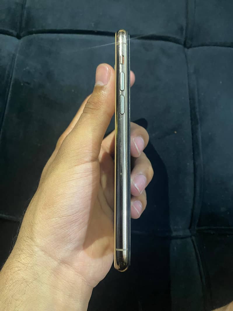 iphone 11 pro 6