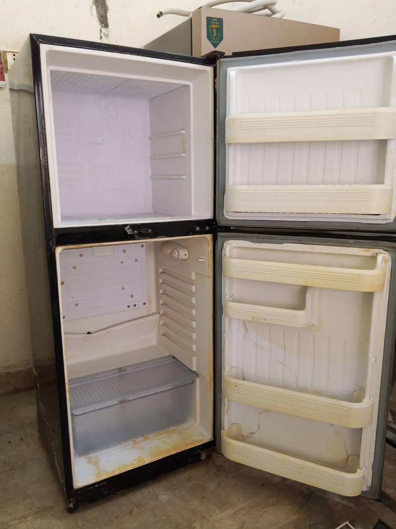 orient fridge medium size 0