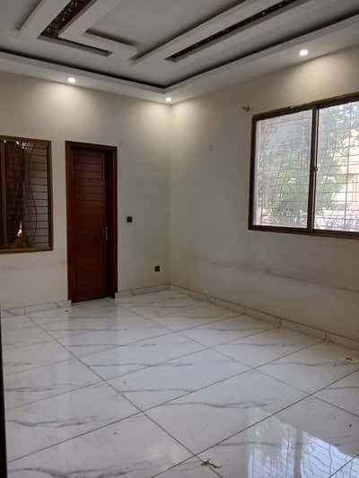 Gulshan Iqbal Block 13D1 240 Square Yards 2nd Floor Roof Available Rent 95000  *Code(16470)*