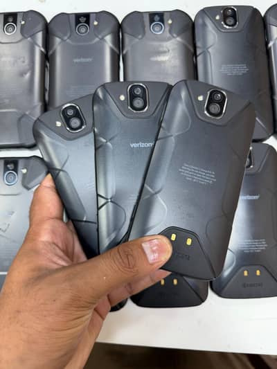 Kyocera DuraForce Pro / Pro 2 Non PTA 2 Months sim time