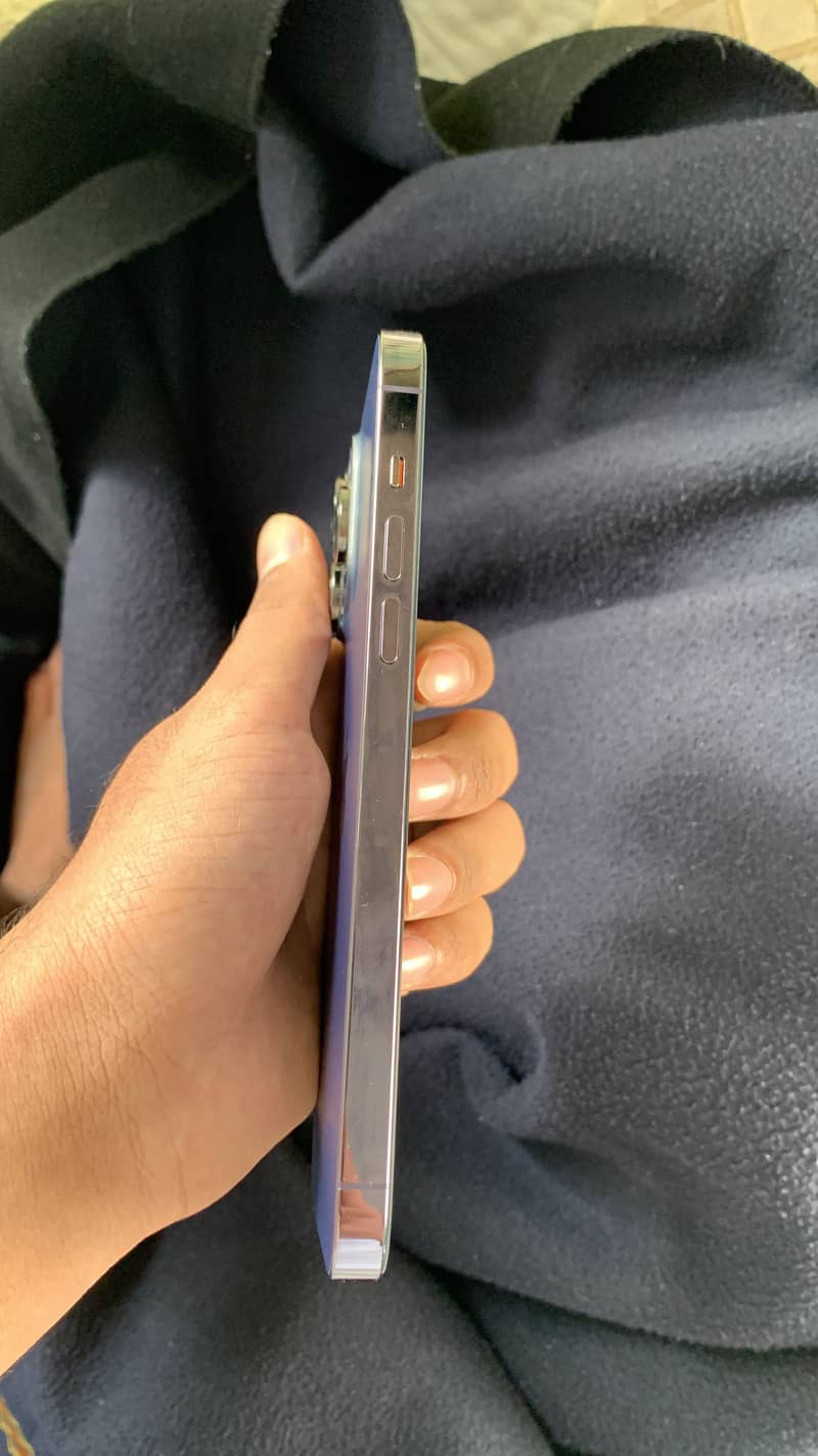 Apple iPhone 14 Pro Max 5