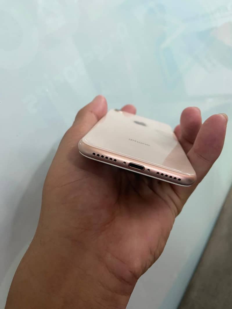 iphone 8 3