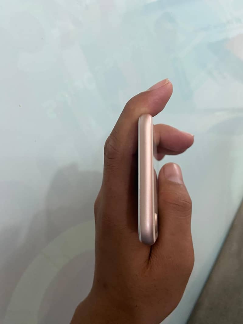 iphone 8 4