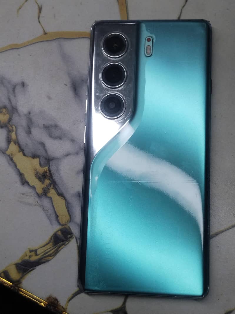 Camon 40 pro 6