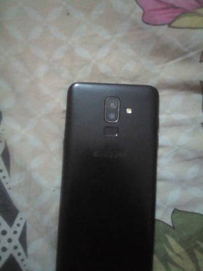 Samsung Galaxy j8 4 64 tecno pop 2f 2 16