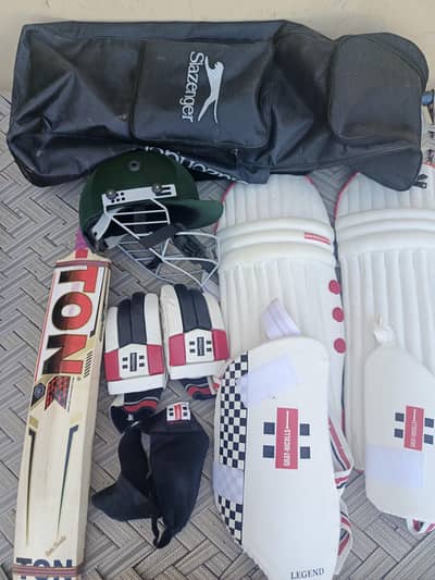 Cricket kit with bag