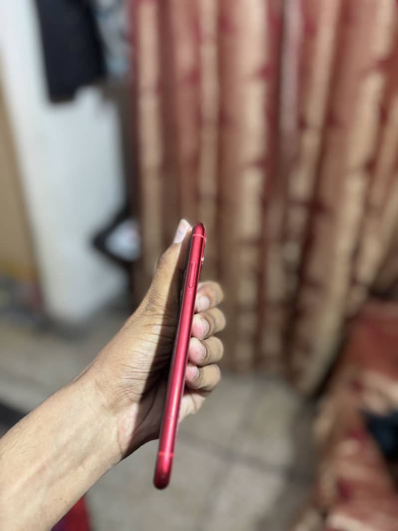 iPhone 11 5