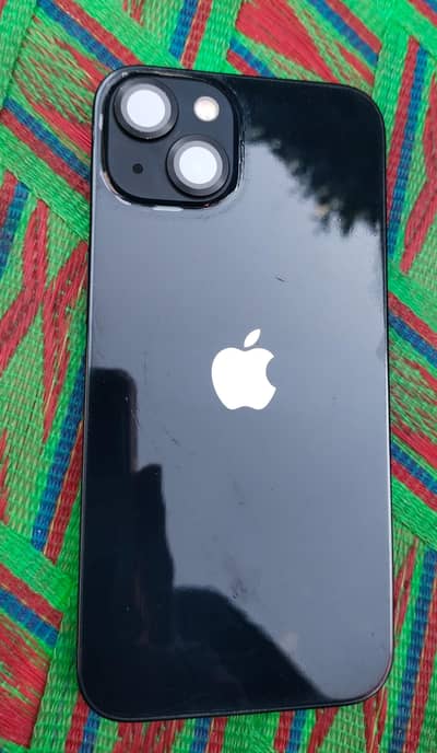 Apple iPhone 13
