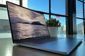 MacBook Pro 16-inch 2019 Core i9 8-Core 64GB RAM 512GB SSD 8GB Graphic