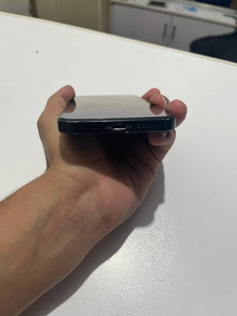 Iphone 12 8
