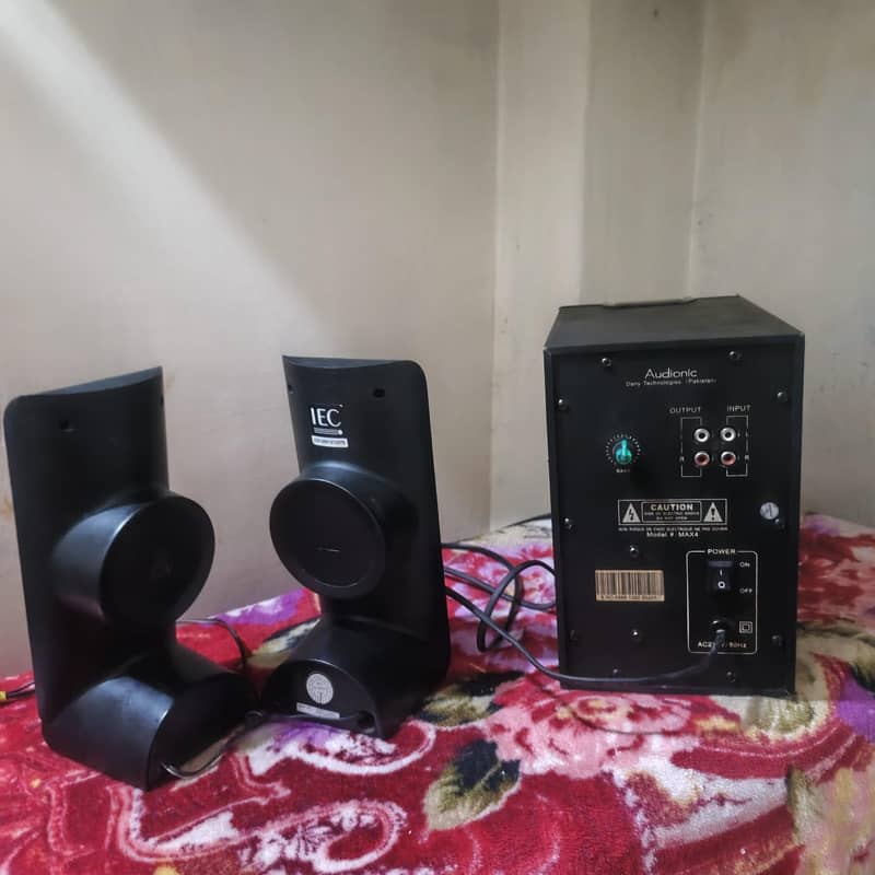 woofer 4