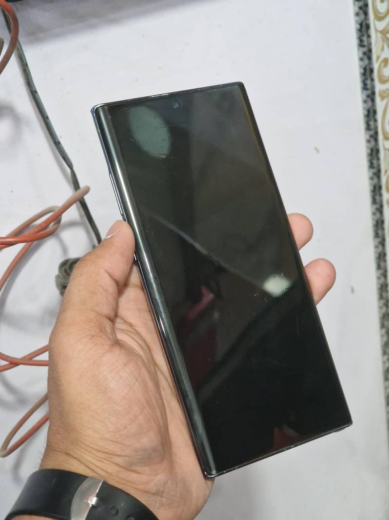 Note 10plus 12/256Gb 9