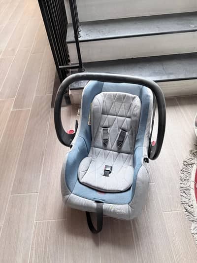 Baby car seat