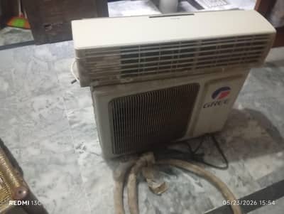 gree ac 1ton best condition ma
