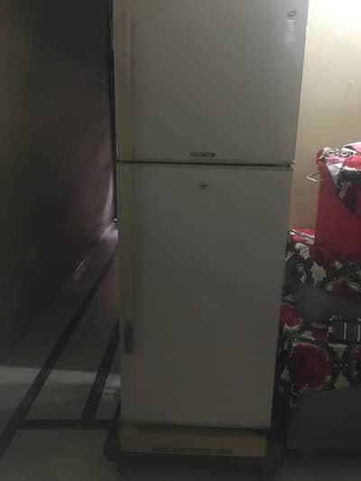 fridge in good condition only serious buyers contact please