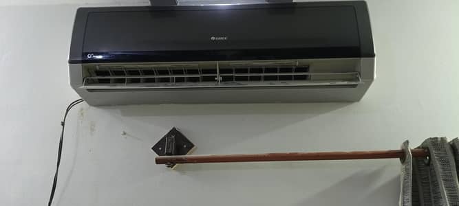 used Invertor AC split 1.5 ton