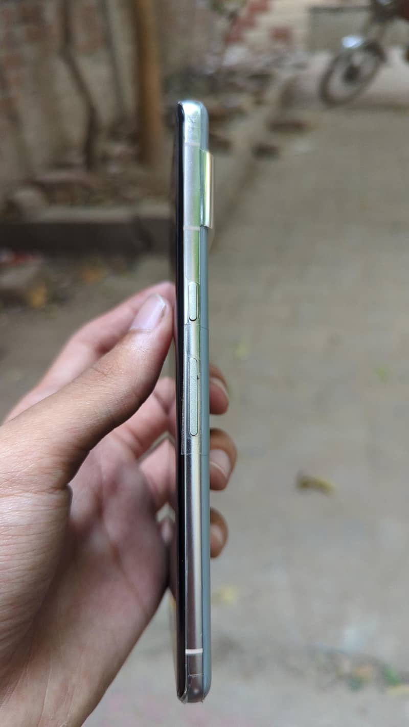 Google Pixel 7 Pro 2
