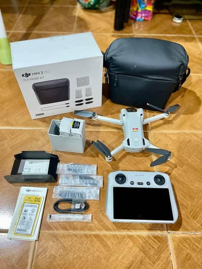 DJI Mini 3 Pro drone combo packing 3 battery