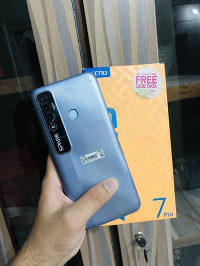 Tecno spark 7pro 4/64gb with box