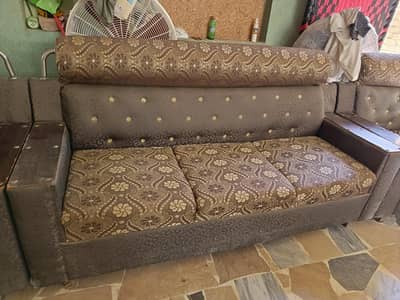 Modern Sofa Set for Urgent Sale
