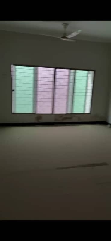 500 Square Yards House Available For sale In Askari 4